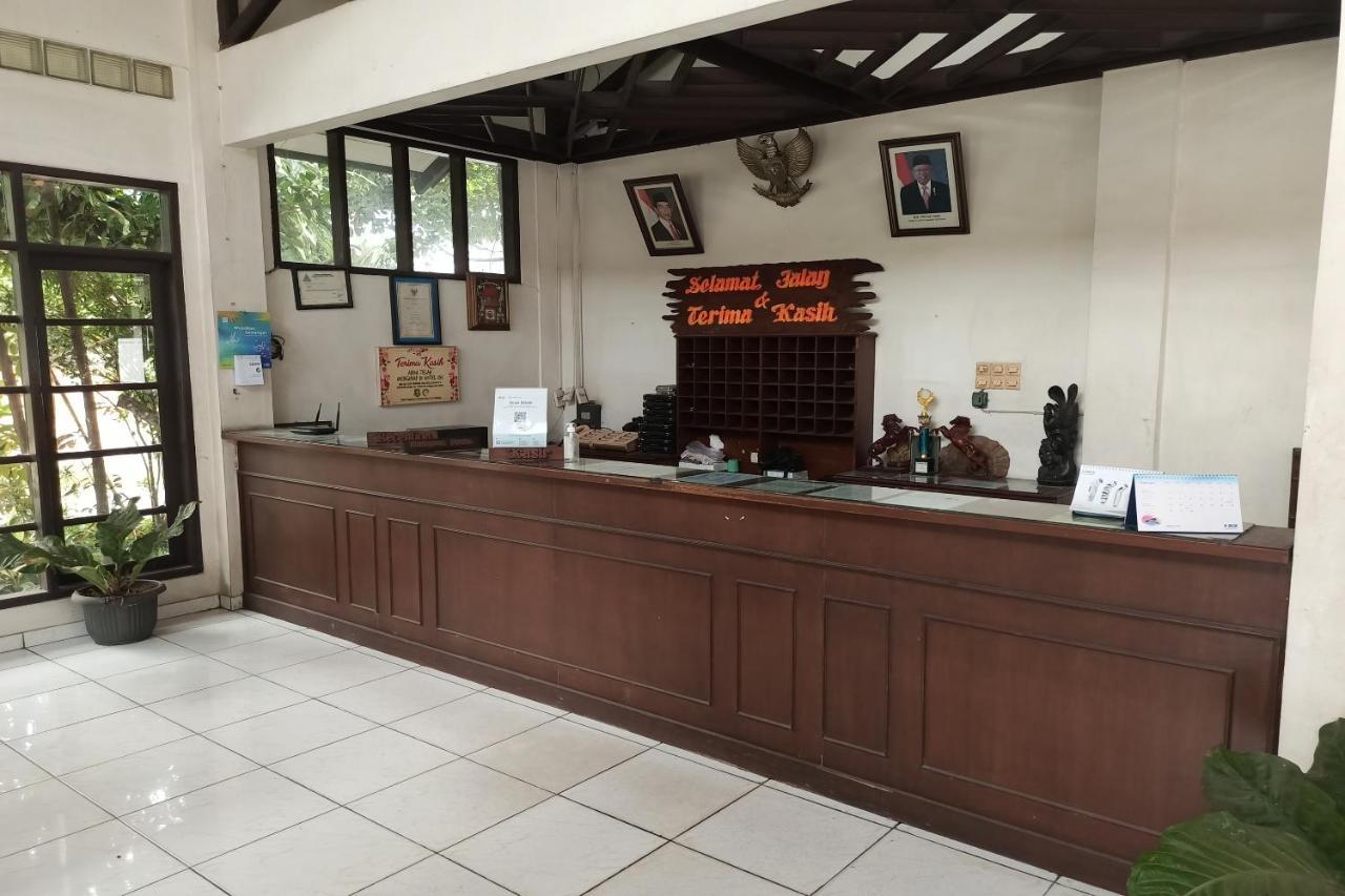 Oyo 92324 Hotel Sinar Rejeki Sukabumi Esterno foto