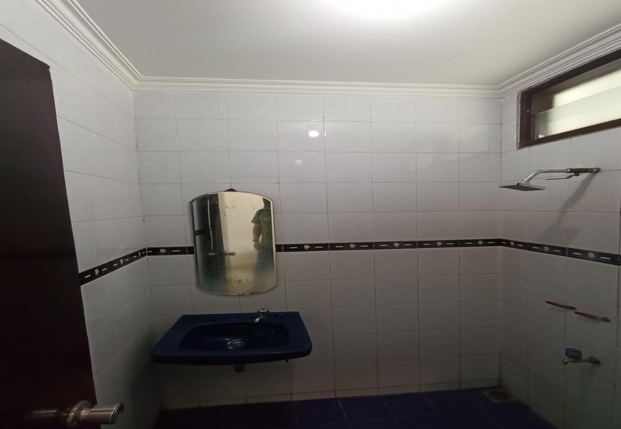 Oyo 92324 Hotel Sinar Rejeki Sukabumi Esterno foto