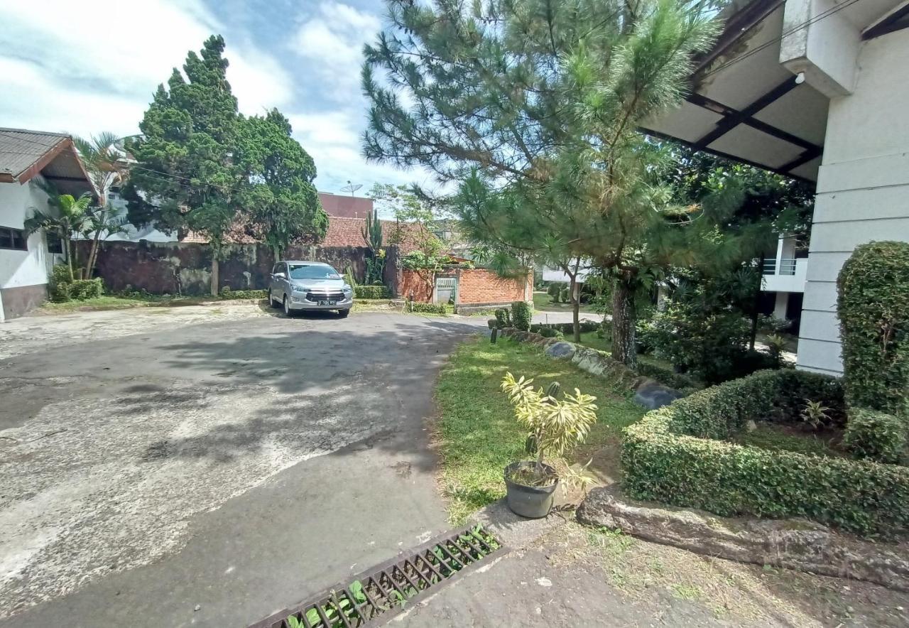 Oyo 92324 Hotel Sinar Rejeki Sukabumi Esterno foto